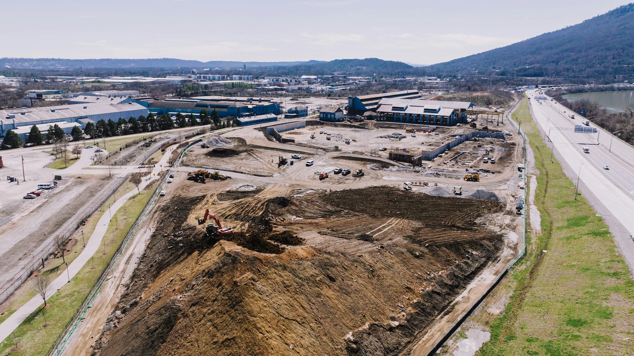 Aerial photo of a construction site showing industrial development in Chattanooga, TN.