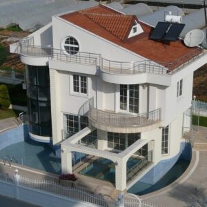 Villa Duplex Haut Standing – Élégance et Espace